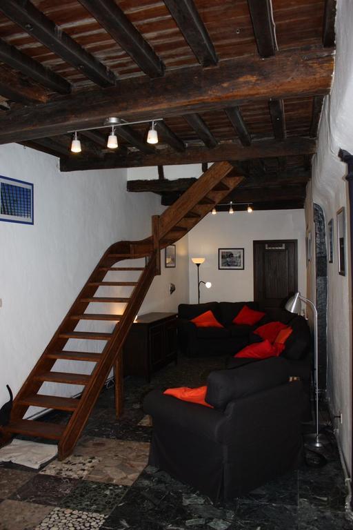 Le Chat Maudit De Maryse Villa Lieja Exterior foto
